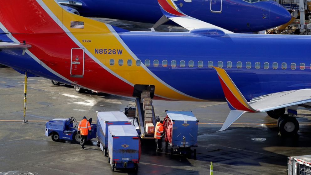 southwest airlines flights baggage