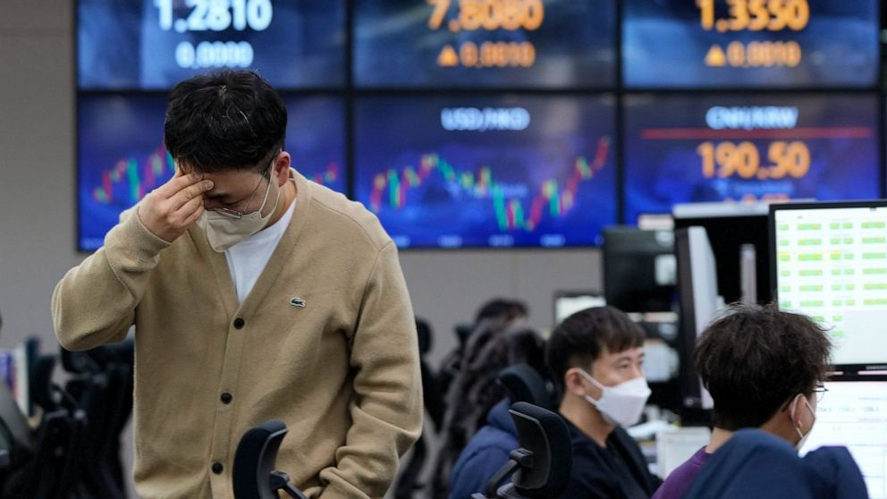 Asia shares rise after US rebound amid sanctions on Ukraine