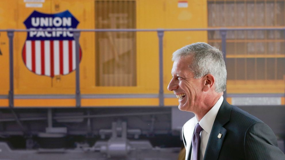 Union Pacific CEO sees strong economy coming out of pandemic