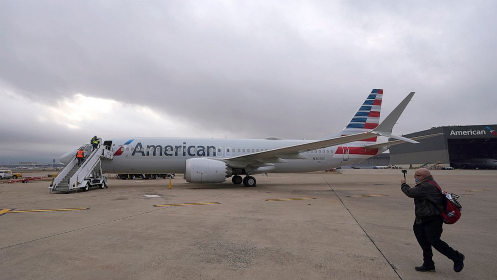  Waiting for passengers, American puts Boeing Max in the air