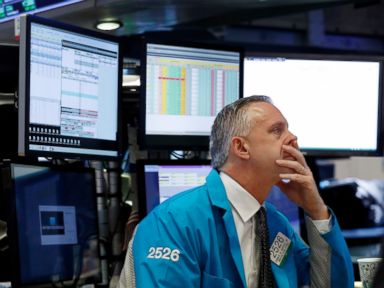 US stocks rise, led by technology and health care