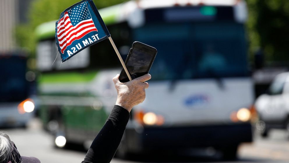 Virus-sapped bus lines see road to ruin without federal help thumbnail