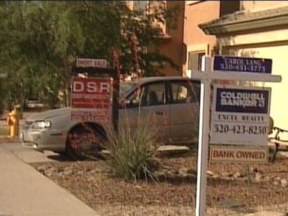 VIDEO: The president is in Phoenix to unveil a plan to stop the flood of foreclosures.