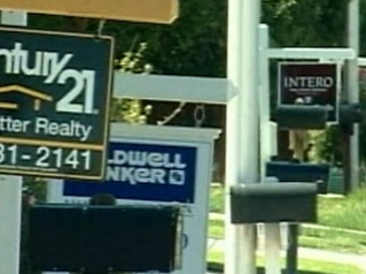 Video: Banking industry calls proposed foreclosure bill extremely complex.