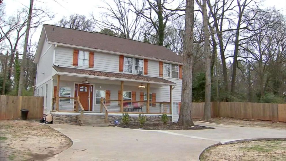 PHOTO: Surveillance video catches thieves stealing TVs from Airbnb rental.