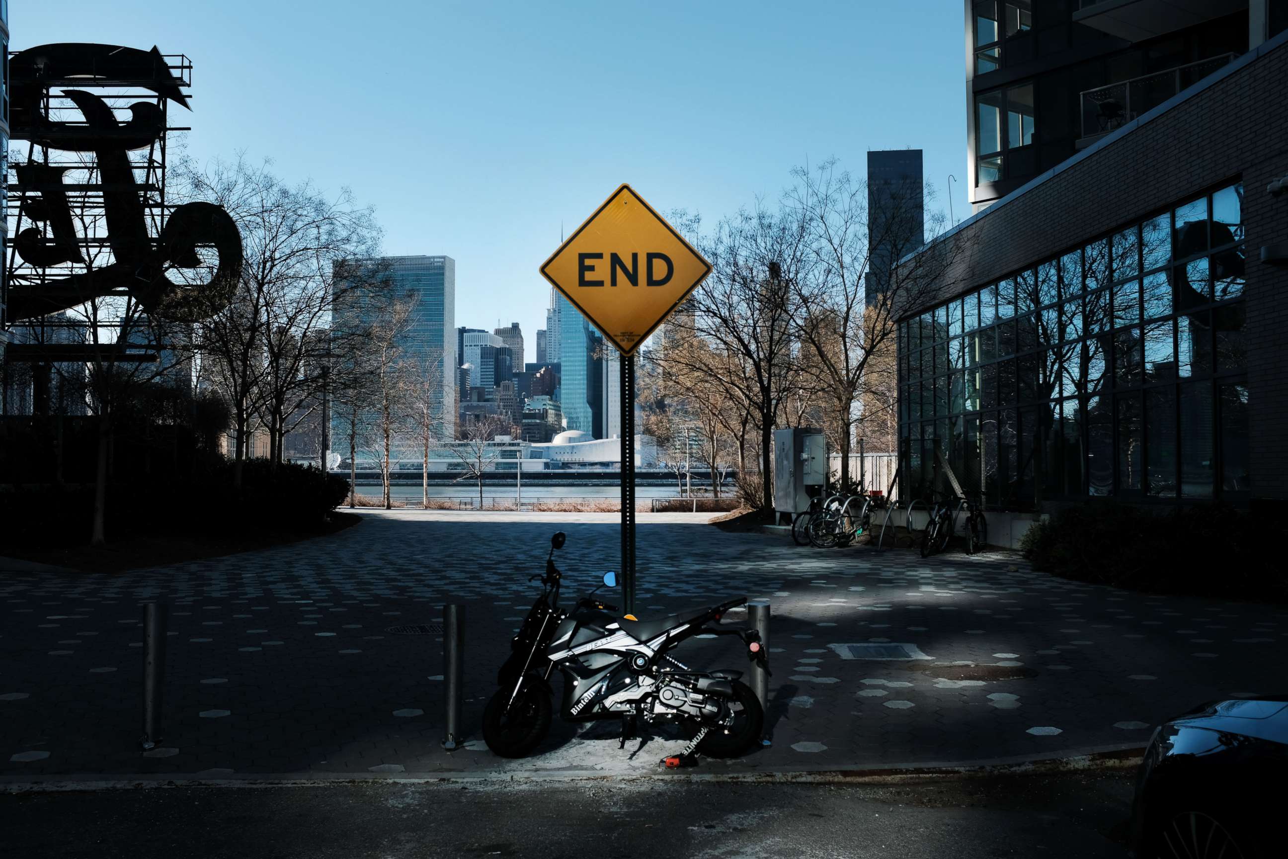 PHOTO: A sign stands at the end of a street in the Long Island City neighborhood on Feb. 09, 2019, in New York.