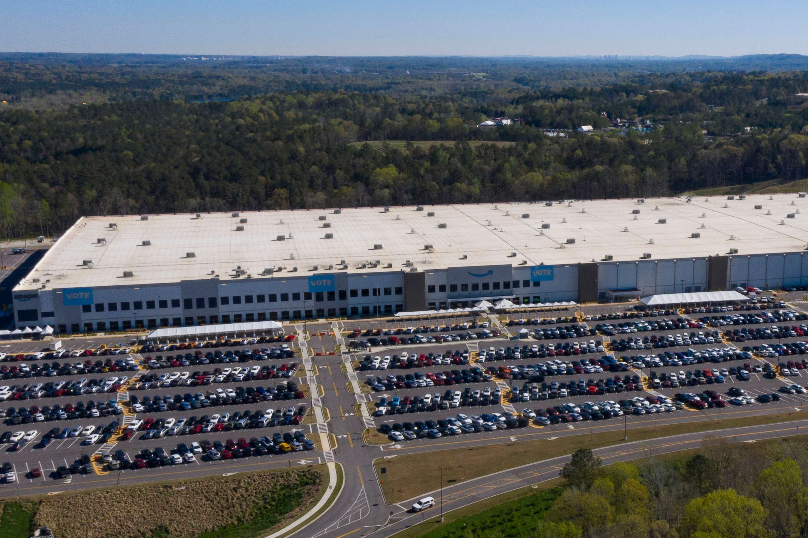 PHOTO: An aerial image shows the Amazon.com, Inc. BHM1 fulfillment center in Bessemer, Ala., on March 29, 2021.