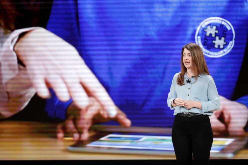 PHOTO: Cassey Williams, teacher at Woodberry Down Primary School in London, speaks during an Apple event at Lane Technical College Prep High School, March 27, 2018, in Chicago.