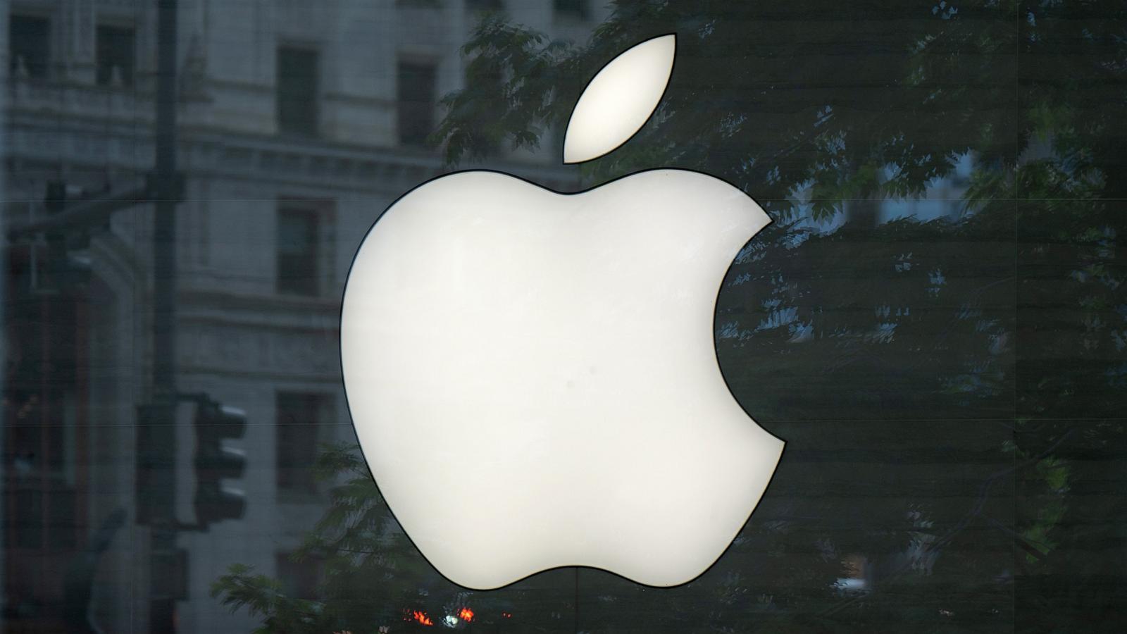 Apple announces first-ever foldable iPhone at products event