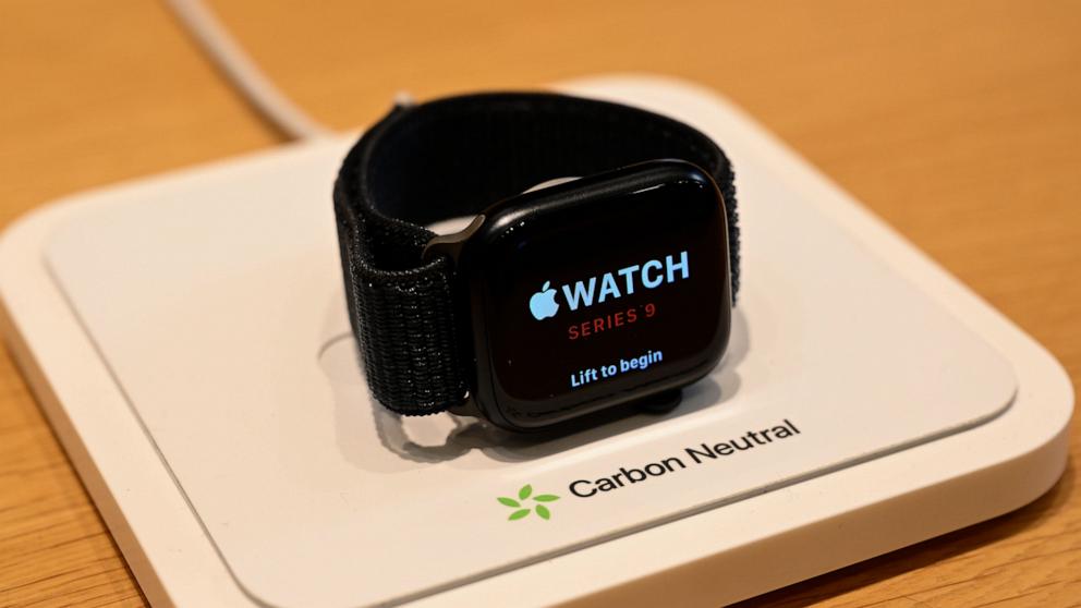 Apple Will Stop Selling Its Smartwatches Because of a Patent Issue