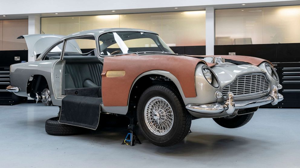 PHOTO: British luxury automaker Aston Martin is building 25 DB5 collector cars that will come with fully functioning gadgets as seen in the classic 1964 James Bond film, "Goldfinger."
