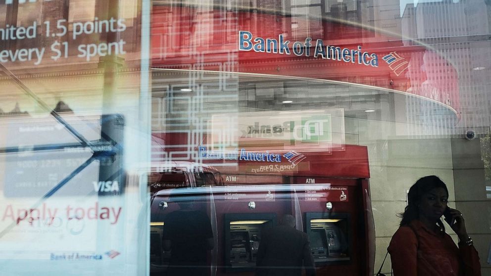PHOTO: Customers use the ATM at a Bank of America branch in lower Manhattan, July 18, 2017, in New York City.