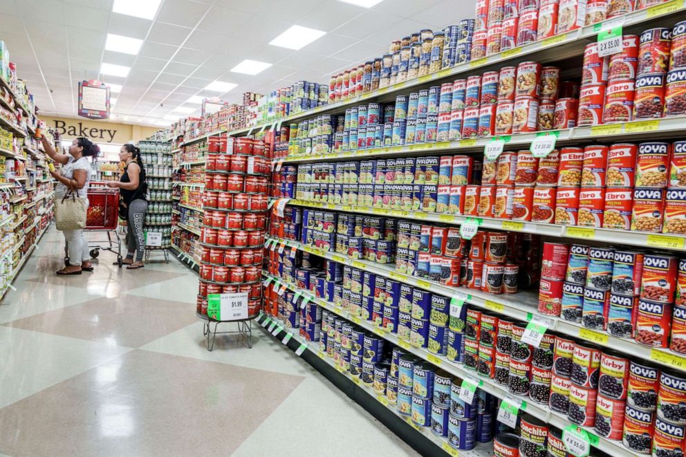 PHOTO: Canned goods fill the aisle in a supermarket in Miami's Little Havana, May 15, 2018.