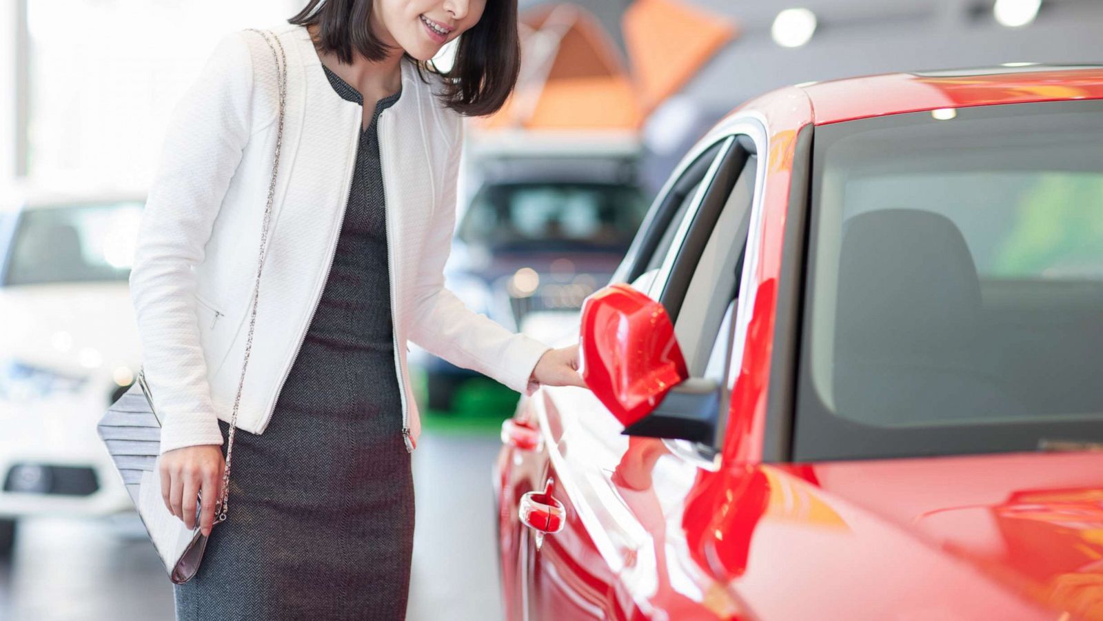 Women's Perspective on Buying Cars - MotorWeek