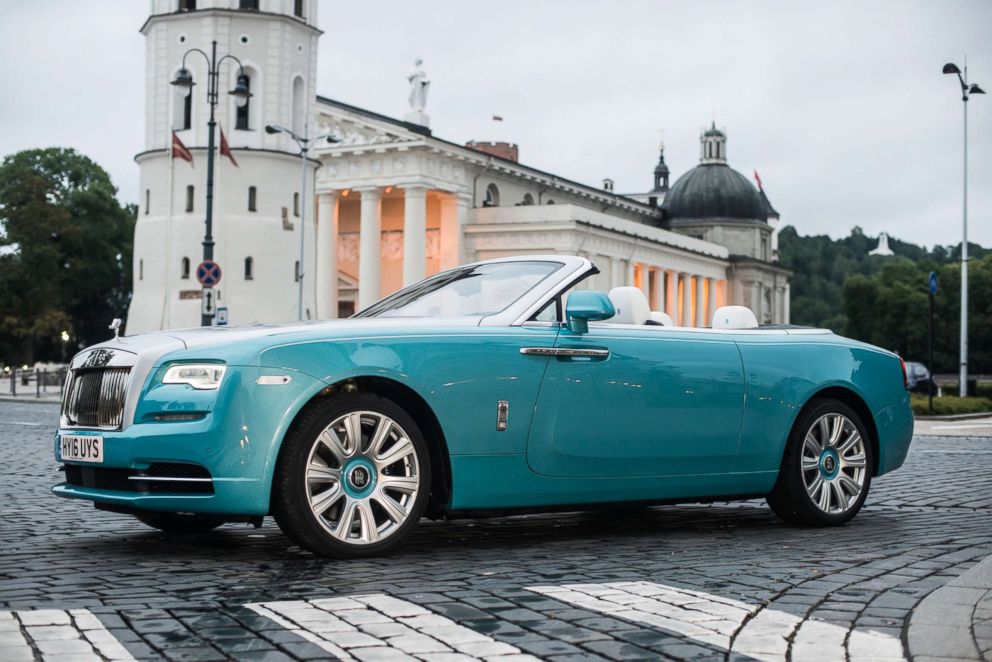 PHOTO: Rolls-Royce Dawn