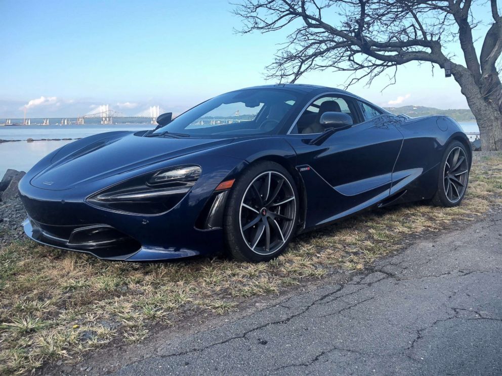 PHOTO: The McLaren 720S