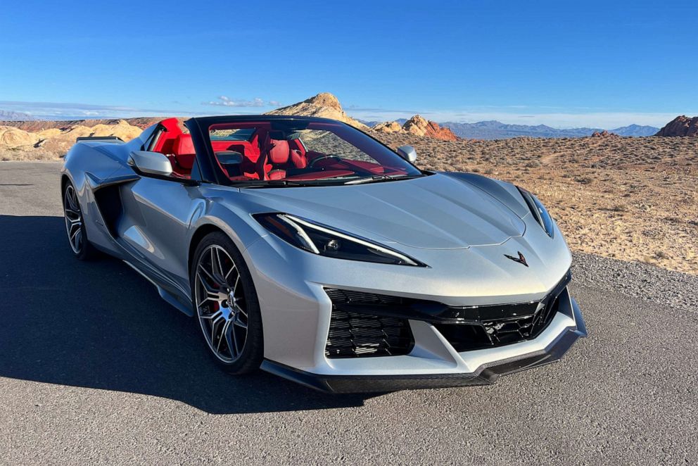 Photo: The ferocious Corvette Z06 has a naturally aspirated 5.5-liter flat-plane cranked V8 engine.