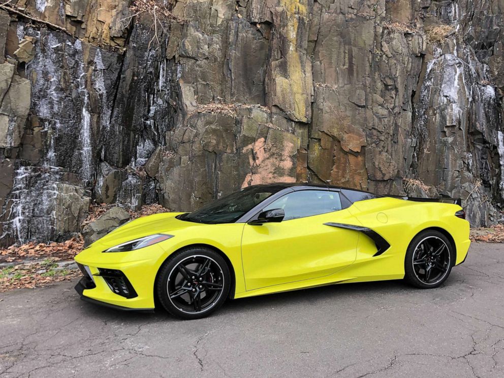 PHOTO: The mid-engine Corvette Stingray convertible is powered by the next-generation 6.2-liter small block V8 LT2 engine, the only naturally aspirated V8 in the segment.