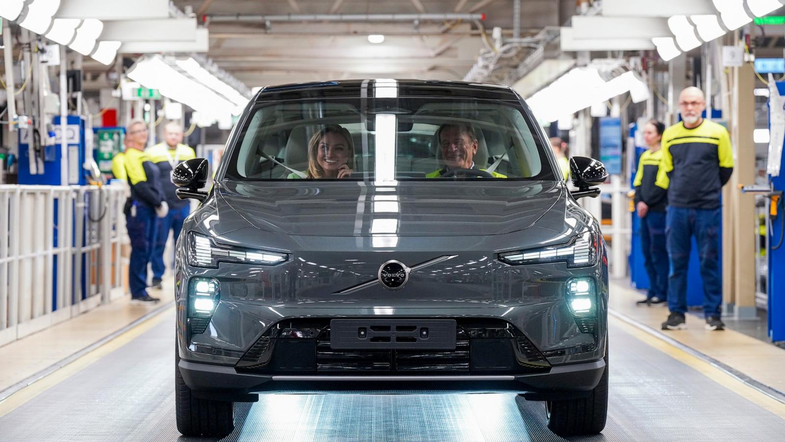 abcnews.com - Morgan Korn - Volvo's CEO says electric vehicles are the antidote to high fuel prices