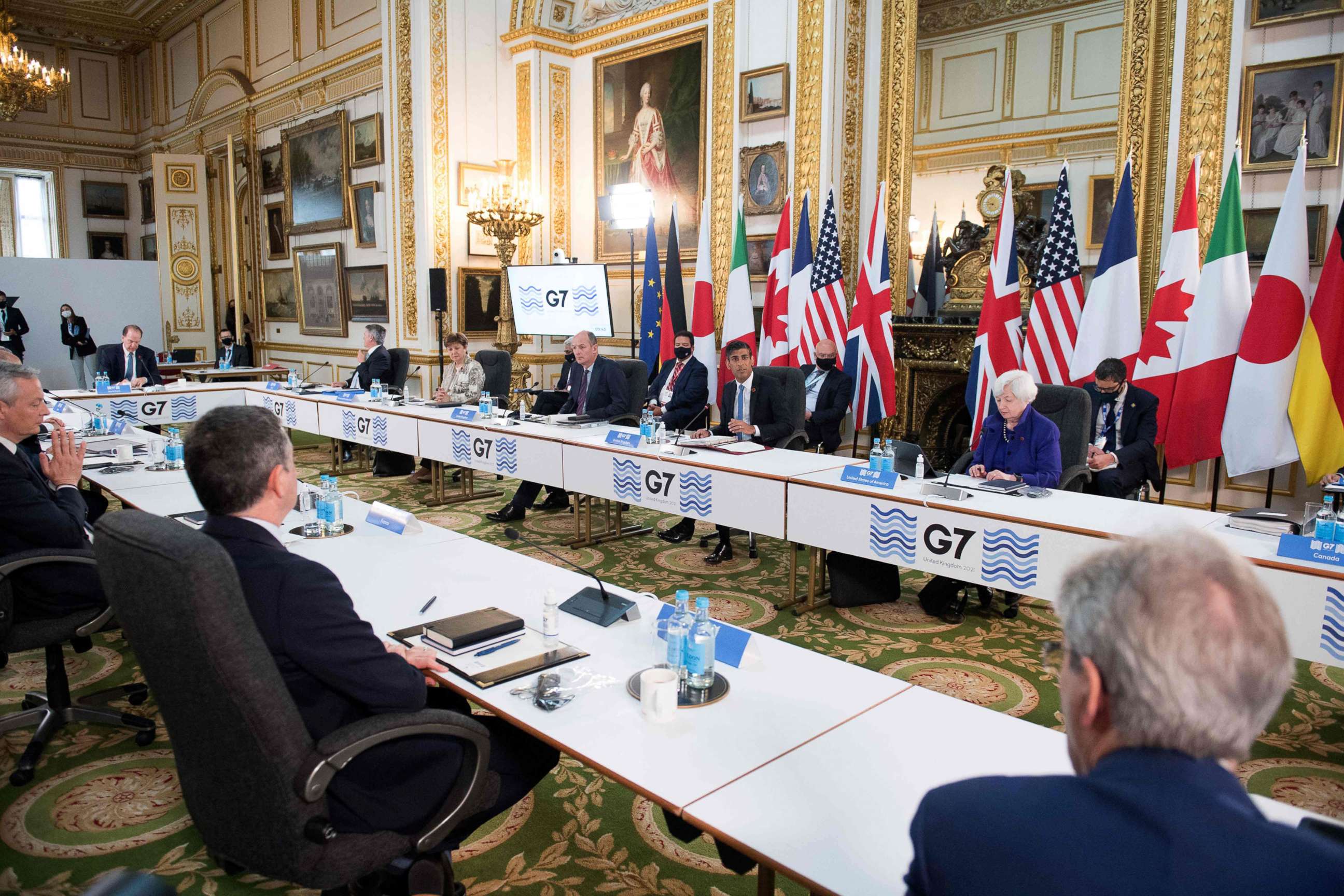 PHOTO: Britain's Chancellor of the Exchequer Rishi Sunak (top-2R), US Treasury Secretary Janet Yellen (top-R)  attend the first day of the G7 Finance Ministers Meeting in London, June 4, 2021. 