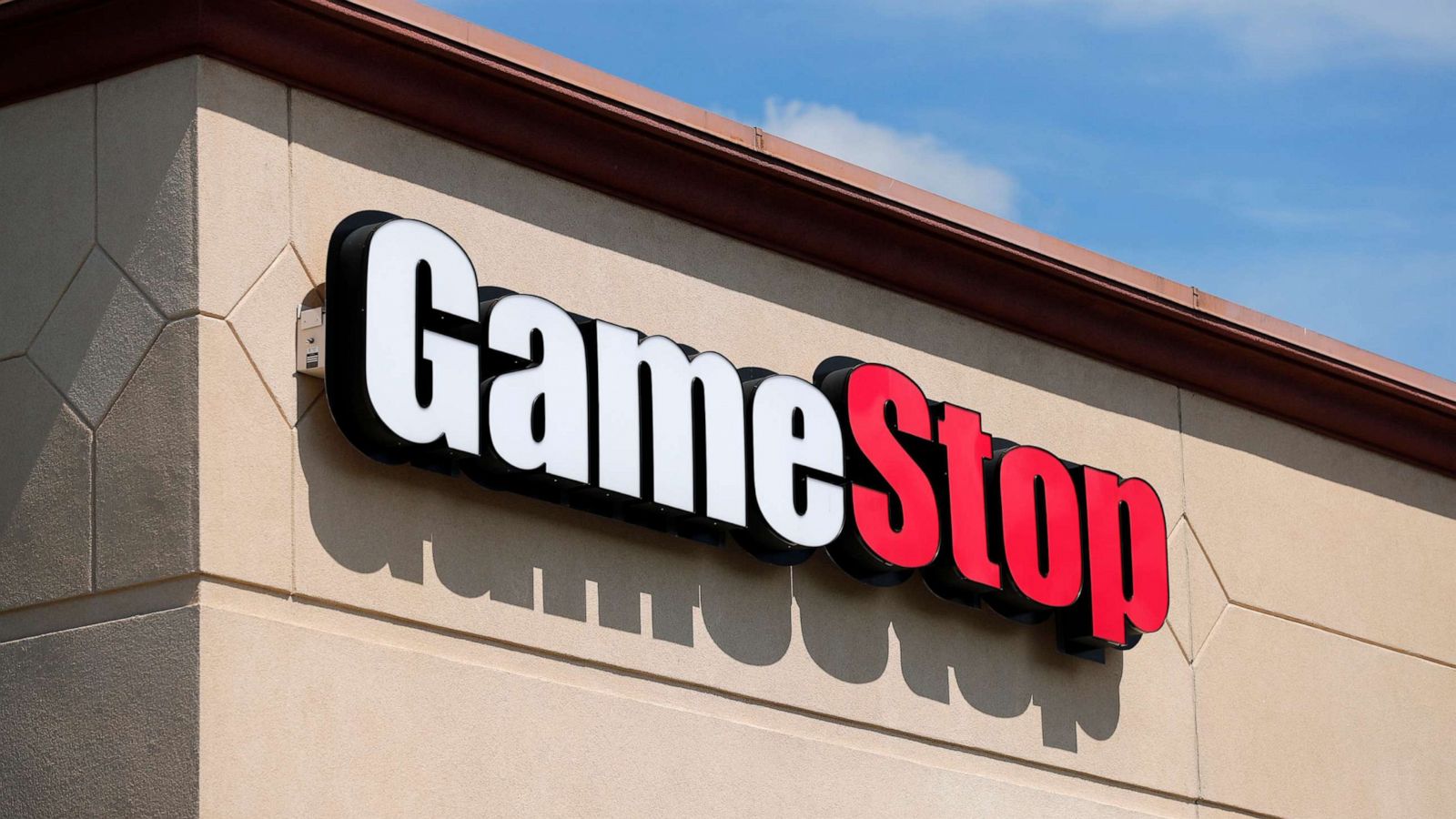 People walk by a GameStop store in Brooklyn on January 28, 2021 in News  Photo - Getty Images