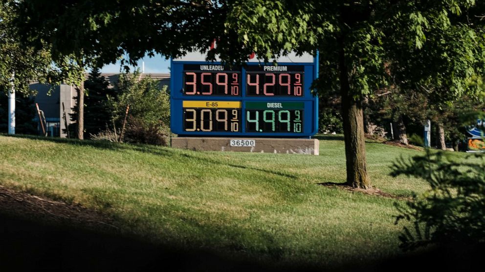 Gas prices plunge