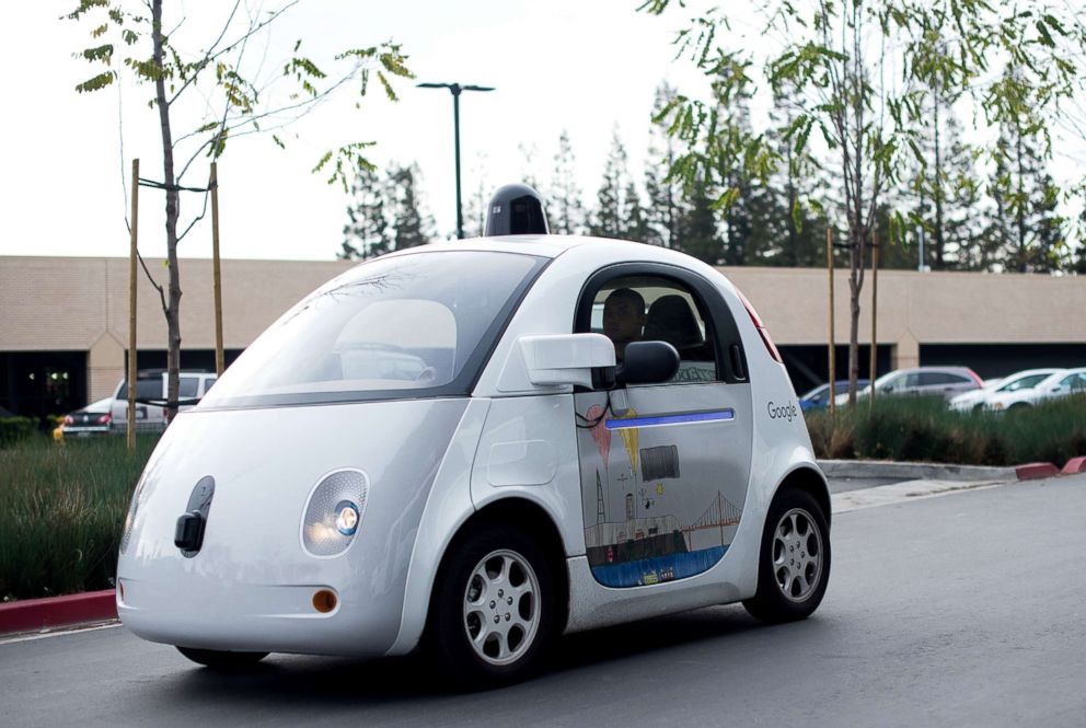 PHOTO: A self-driving car traverses a parking lot at Google's headquarters in Mountain View, Calif. Jan. 8, 2016. 