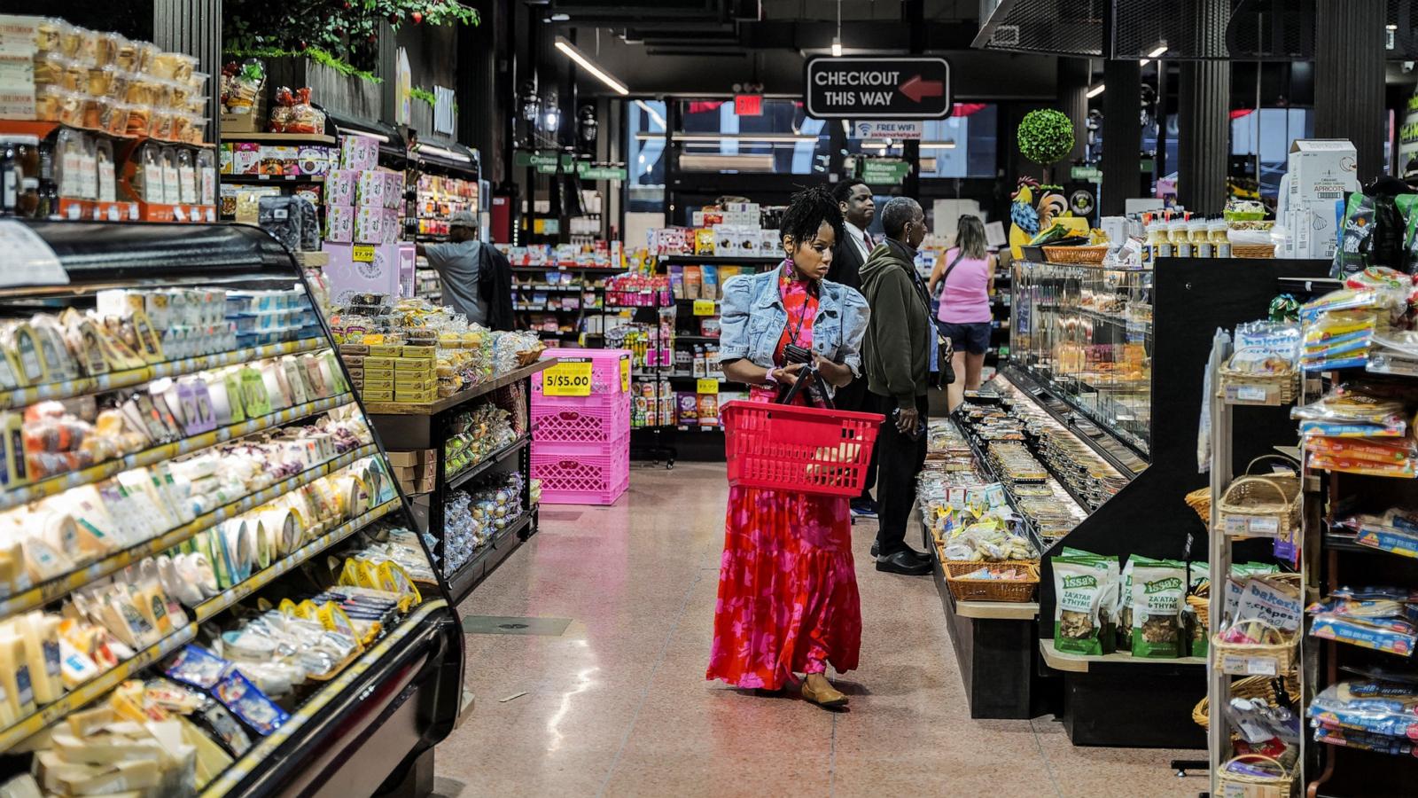 US Consumer Confidence Hits 12-Year Low at 81.9 | Critical Demand Shift for E-Commerce Sellers