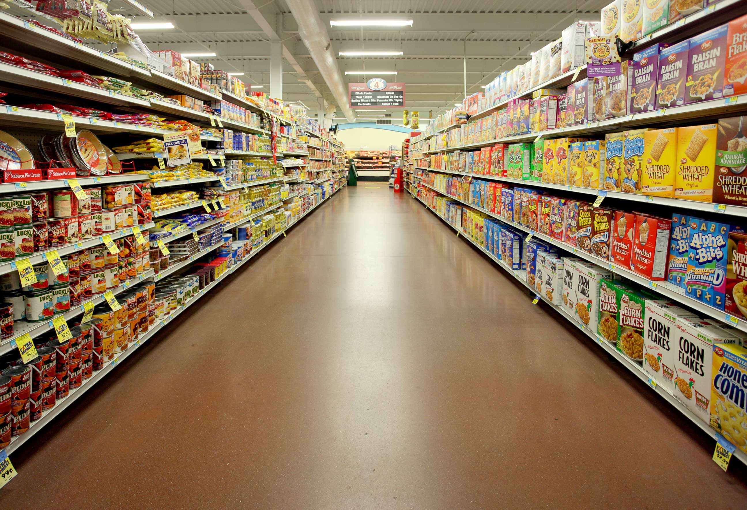 PHOTO: An aisle of grocery store in Iowa in this undated stock photo.