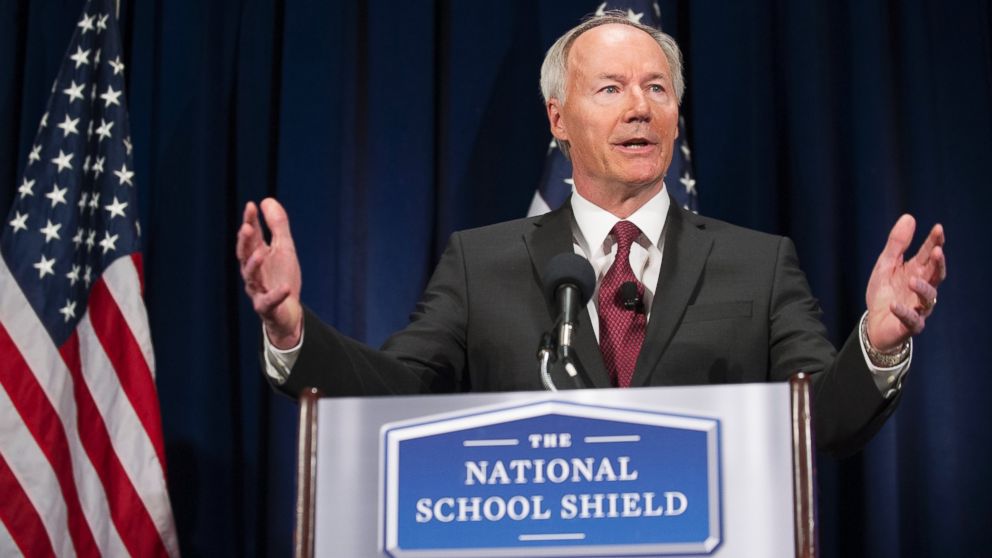 PHOTO: Asa Hutchinson announces the findings and recommendations of the National School Shield Program at the National Press Club in Washington, April 2, 2013. 
