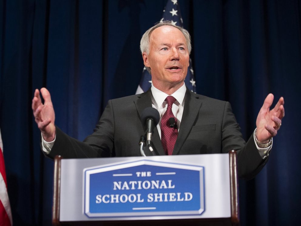 PHOTO: Asa Hutchinson announces the findings and recommendations of the National School Shield Program at the National Press Club in Washington, April 2, 2013.