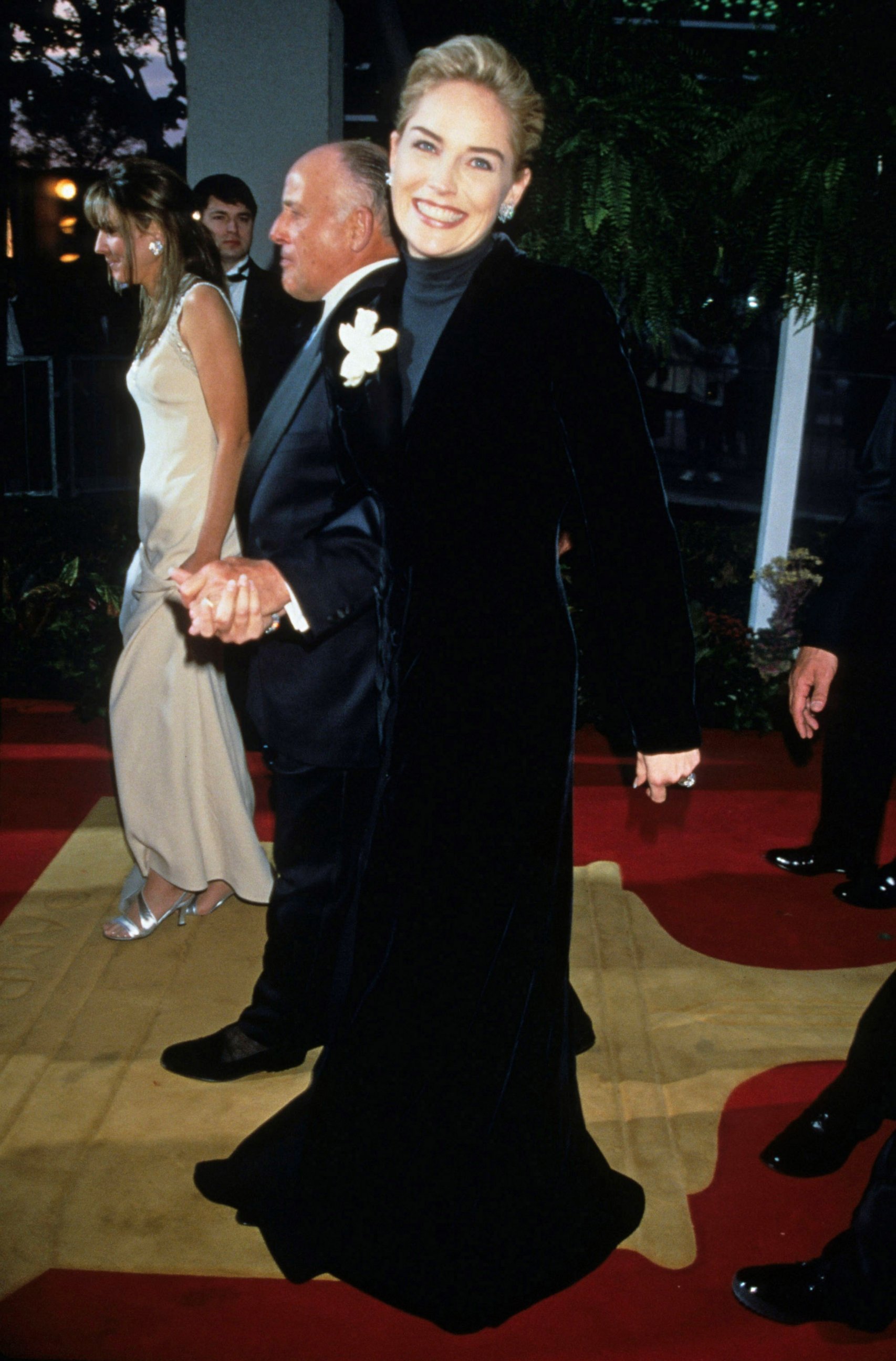 PHOTO: Sharon Stone walks the red carpet at the 68th Annual Academy Awards, March 25, 1996.