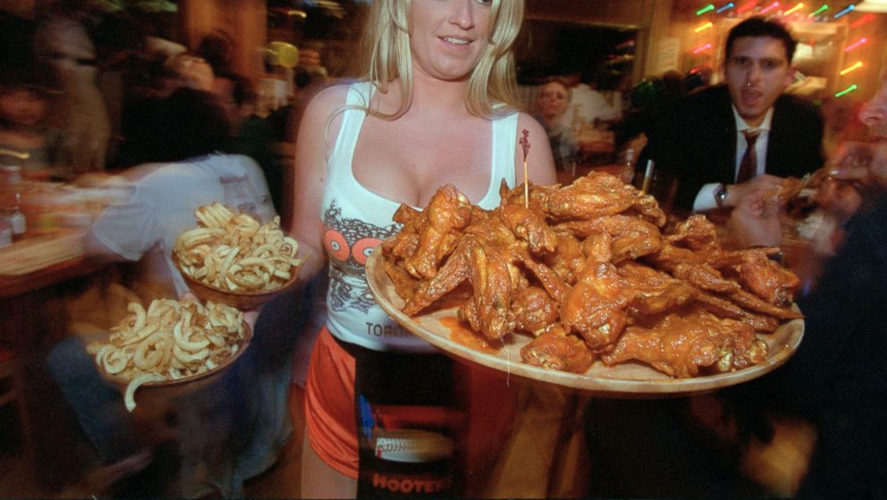 PHOTO: A Hooters in Toronto in this 2010 file photo 