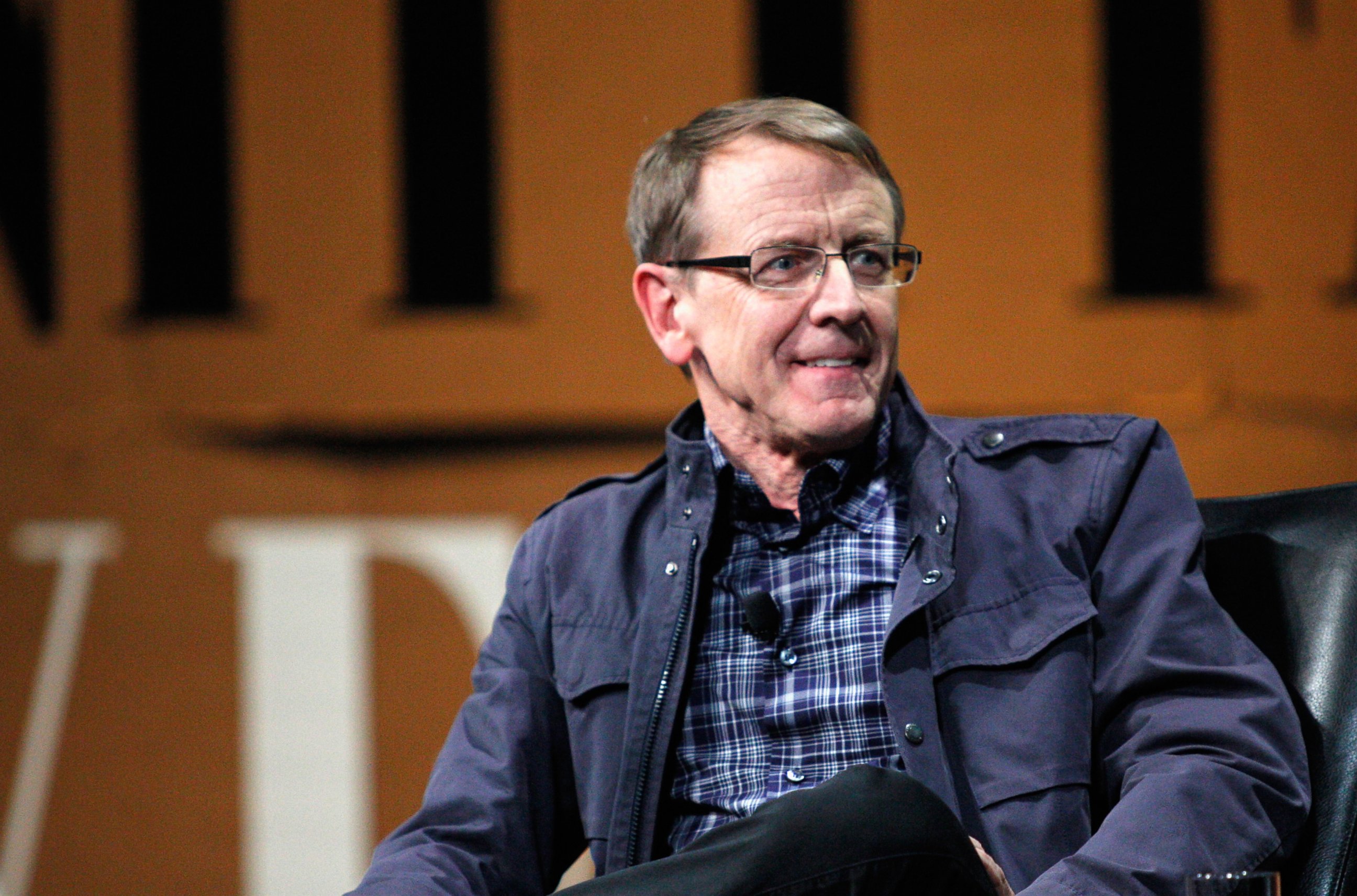 PHOTO: John Doerr speaks onstage during "Why Can't Tech Save Politics?" at the Vanity Fair New Establishment Summit at Yerba Buena Center for the Arts on Oct. 8, 2014 in San Francisco, Calif. 