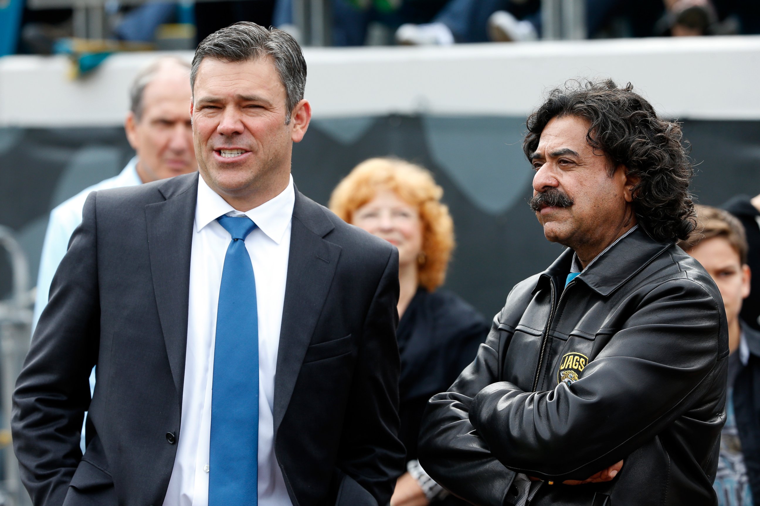 PHOTO: Former Jacksonville Jaguars quarterback Mark Brunell, left, speaks with Jacksonville Jaguars owner Shahid Khan prior to being inducted into the Pride of the Jaguars at EverBank Field on Dec. 15, 2013, in Jacksonville, Fla.