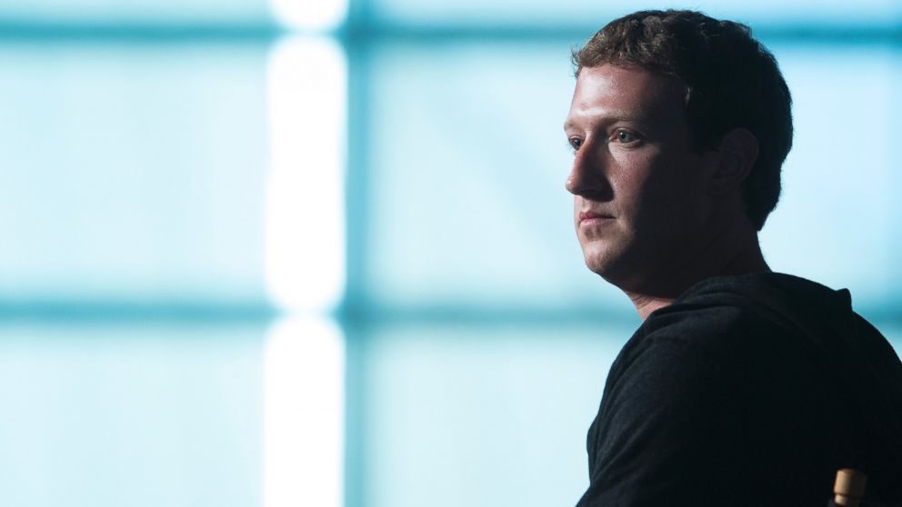 PHOTO: Mark Zuckerberg, founder and chief executive officer of Facebook Inc., listens to an audience member's question during an interview at the Newseum in Washington, D.C., U.S., on Sept. 18, 2013.