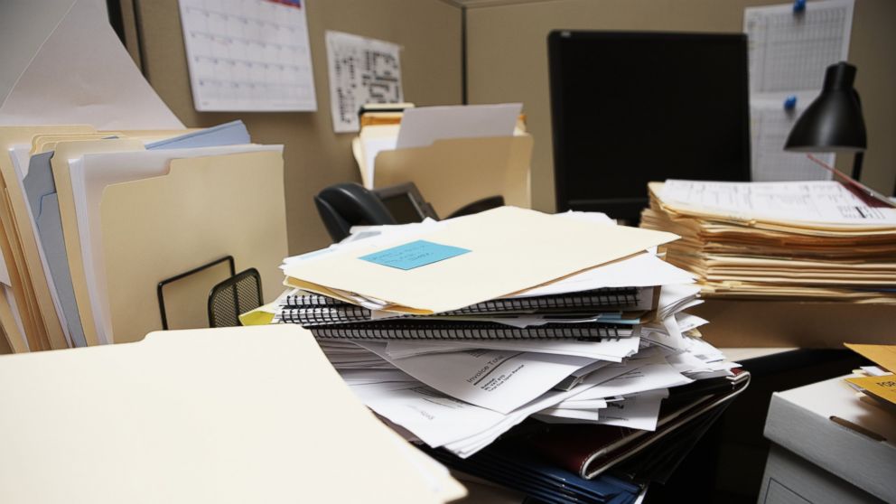 A messy desk can allow opportunities for fraud. 