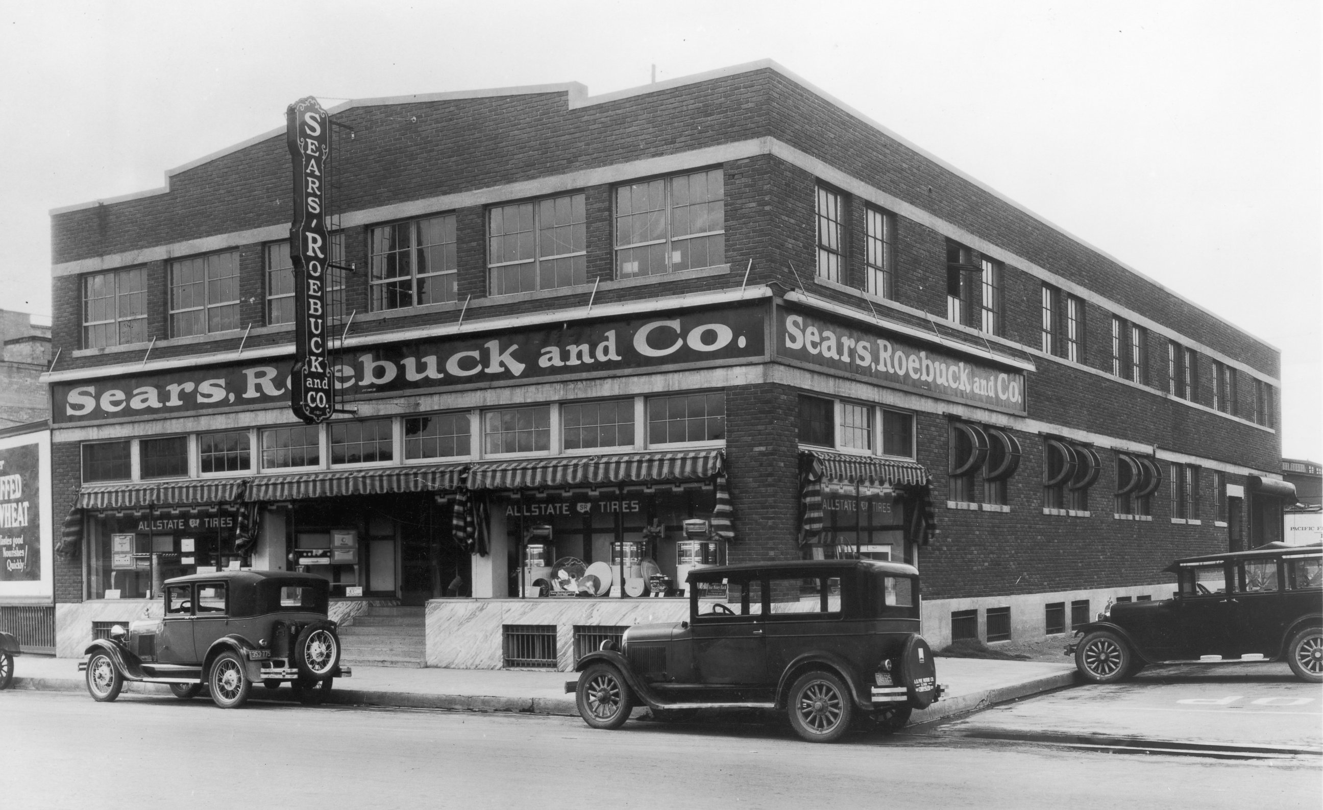 PHOTO: The storefront of a Sears, Roebuck and Co. store is seen in El Paso, Texas, circa 1940.