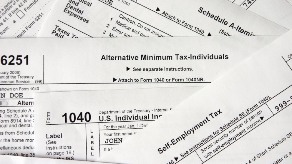 PHOTO: "Free File" is available for those in the low- to middle-income tax bracket.