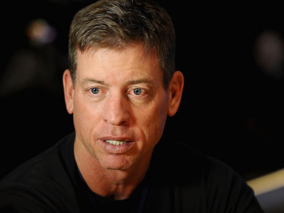 PHOTO: Troy Aikman, former NFL player and current NFL analyst answers questions from the press at Super Bowl XLVIII Media Center on Jan. 28, 2014, in New York City.