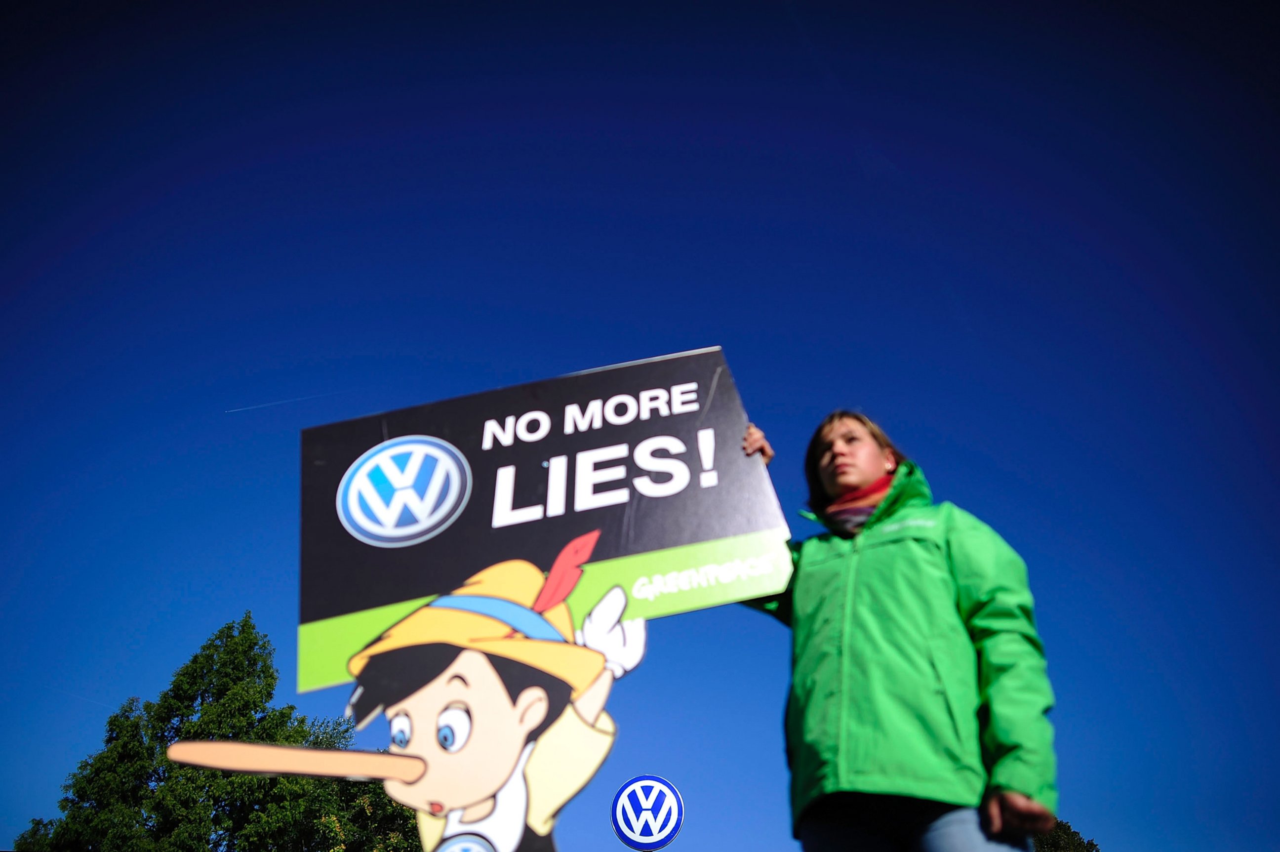 PHOTO: Members of Greenpeace protest outside the main gate at Volkswagen Headquarters on Sept. 25, 2015 in Wolfsburg, Germany. 