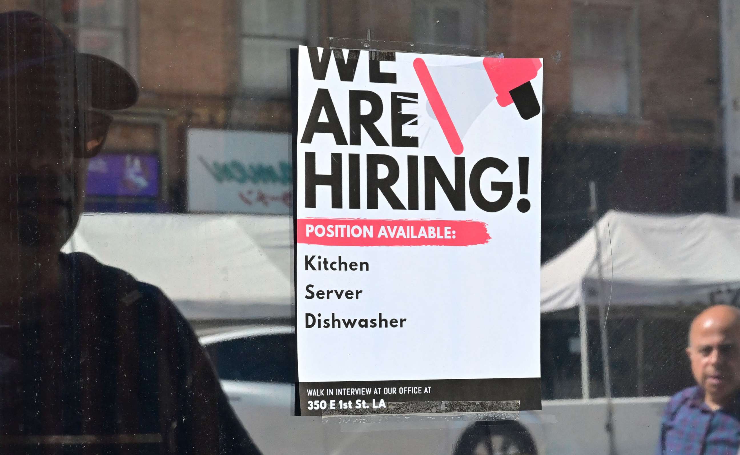 Job Market's 2.6 Million Missing People Unnerves Star Harvard