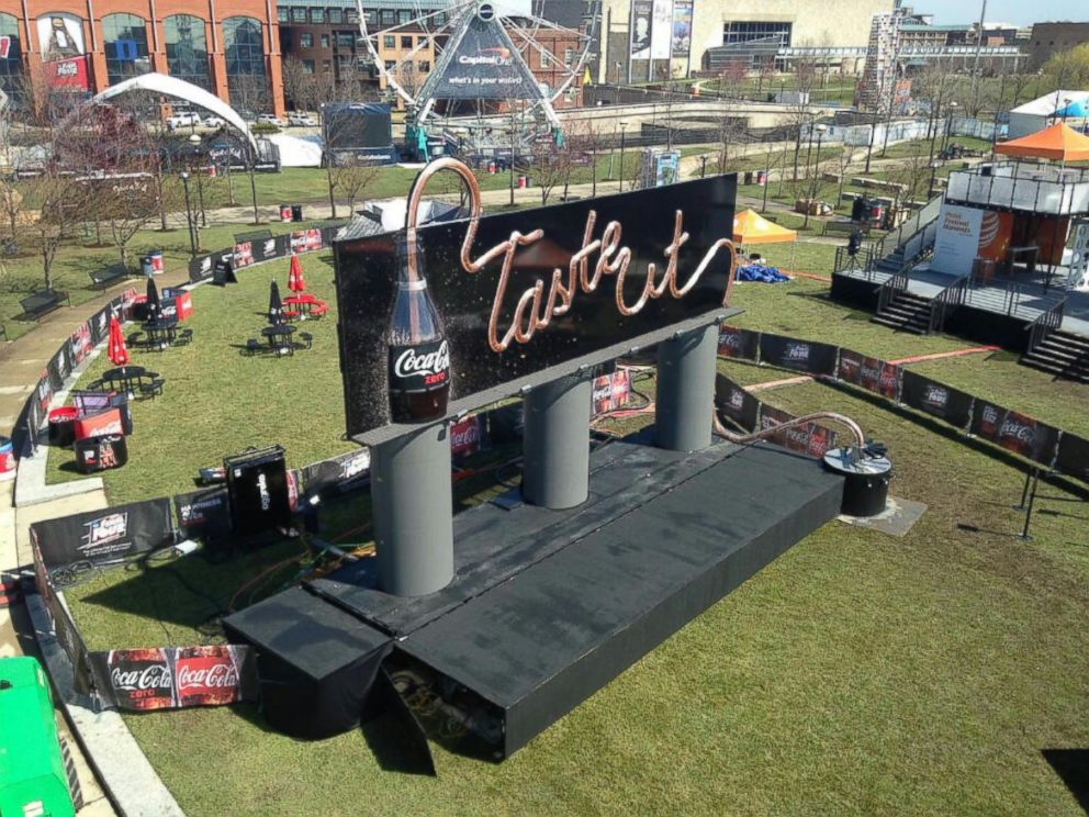 PHOTO: Coca-Cola Zero showed off a billboard people can drink from for the NCAA Men's Final Four in Indianapolis.
