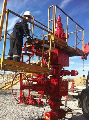 Women In Oil Picture | Women Break Into Previously All-Male Field - ABC ...