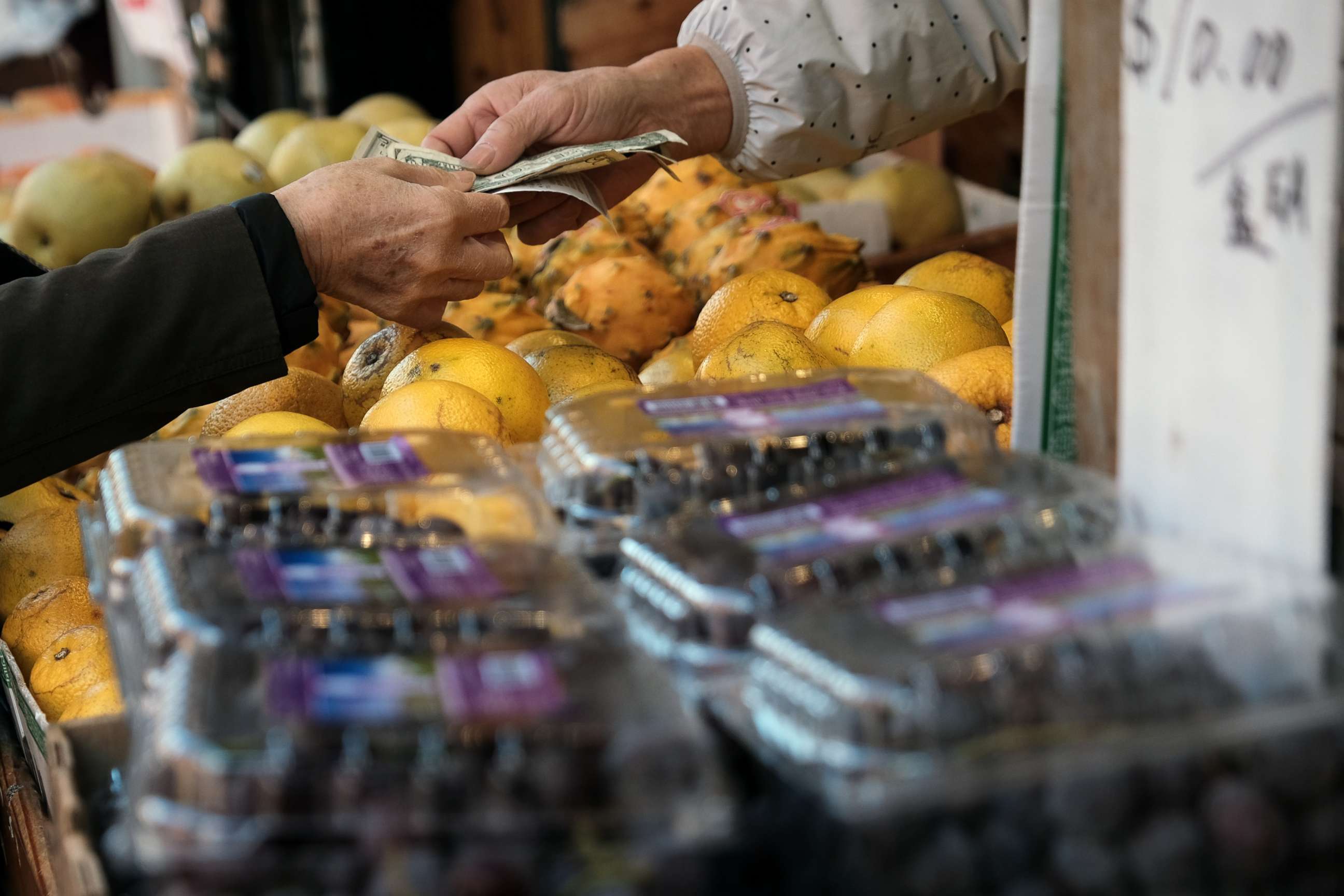 PHOTO: People shop at an outdoor food market in Manhattan on Nov. 05, 2021, in New York.