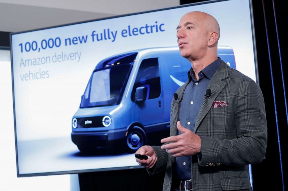 PHOTO: Amazon CEO Jeff Bezos speaks during his news conference at the National Press Club in Washington, Sept. 19, 2019.