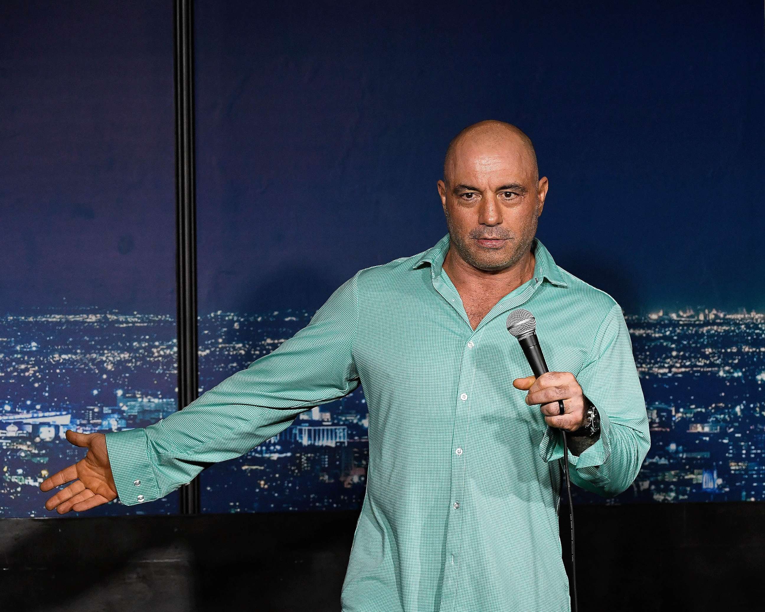 PHOTO: Joe Rogan performs comedy in Pasadena, Calif., March 15, 2019.