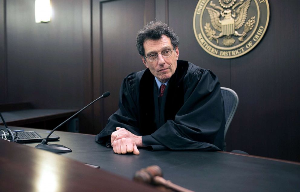 PHOTO: U.S. District Judge Dan A. Polster in his courtroom at the Carl B. Stokes U.S. Courthouse, in Cleveland, Ohio, Jan. 29, 2018.