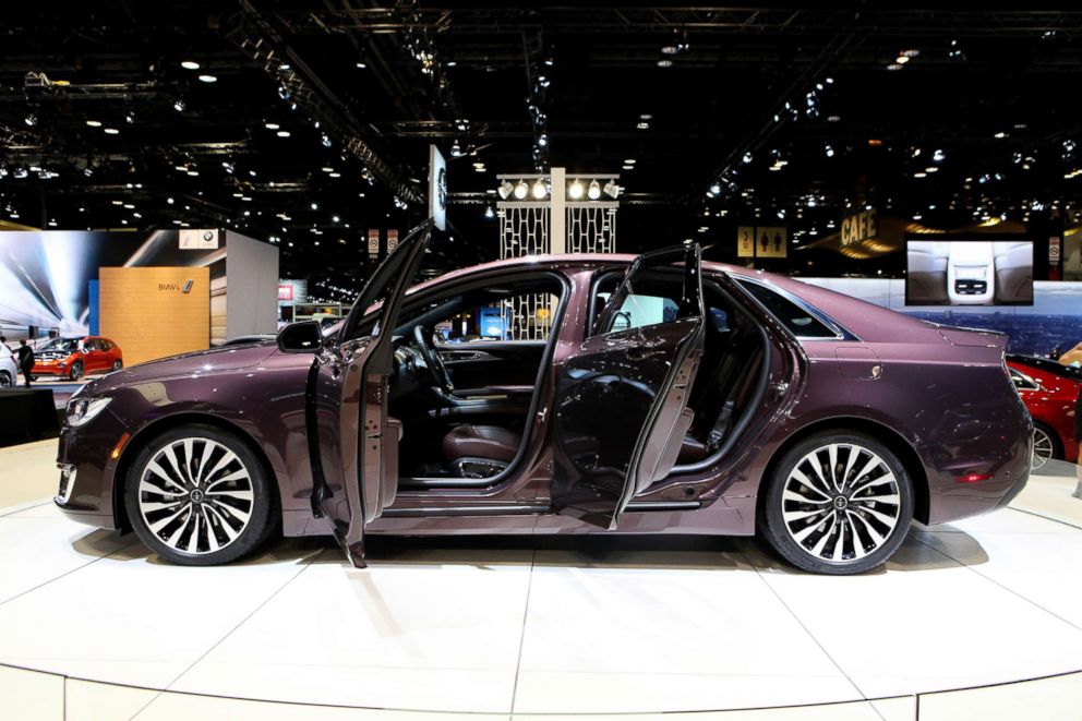 PHOTO: Lincoln MKZ is pictured on display at the 108th Annual Chicago Auto Show at McCormick Place in Chicago, Feb. 12, 2016.