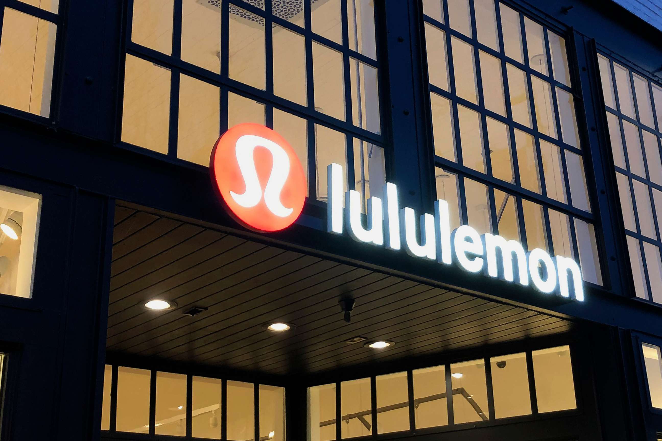 Lululemon Continues to Expand Internationally